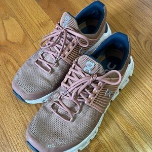 On Running Women's Mauve Athletic Shoes
